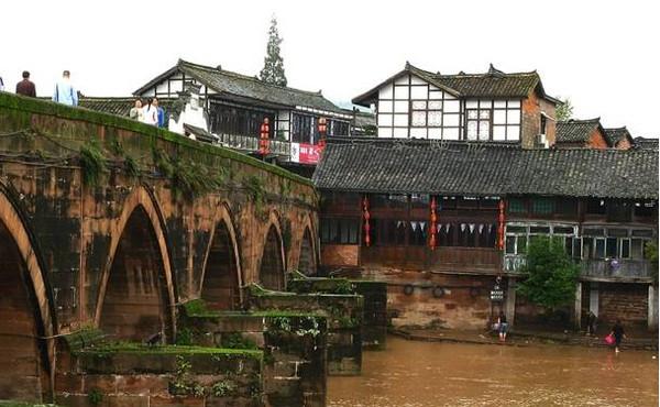 小说《带着瑜伽去旅行》第356章:畅游荣宁国府